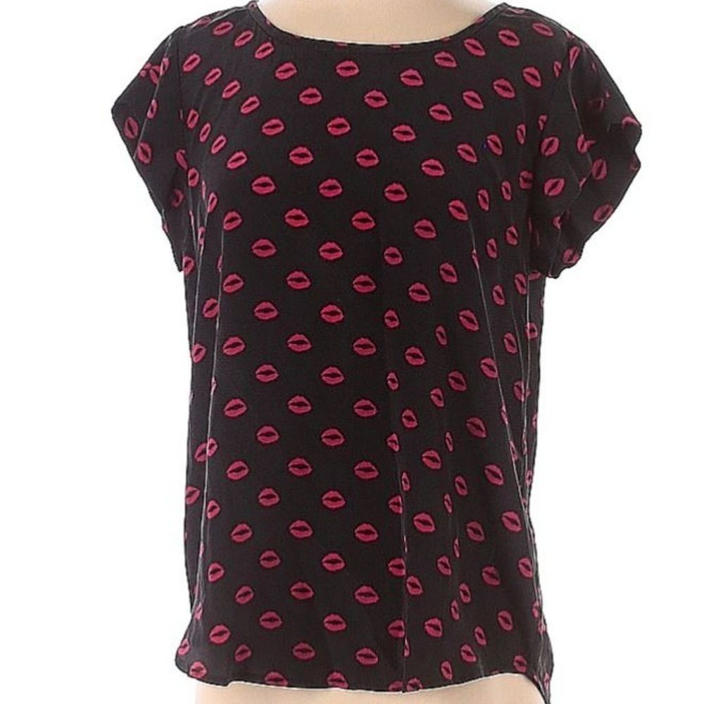 Joie Silk Short Sleeve Blouse - Lips Print Size S